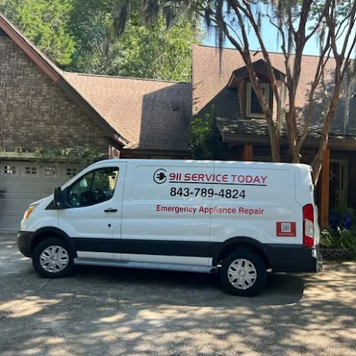 911 Service Today van outside a Summerville SC home, reminding homeowners how DIY appliance repair mistakes can lead to costly problems.